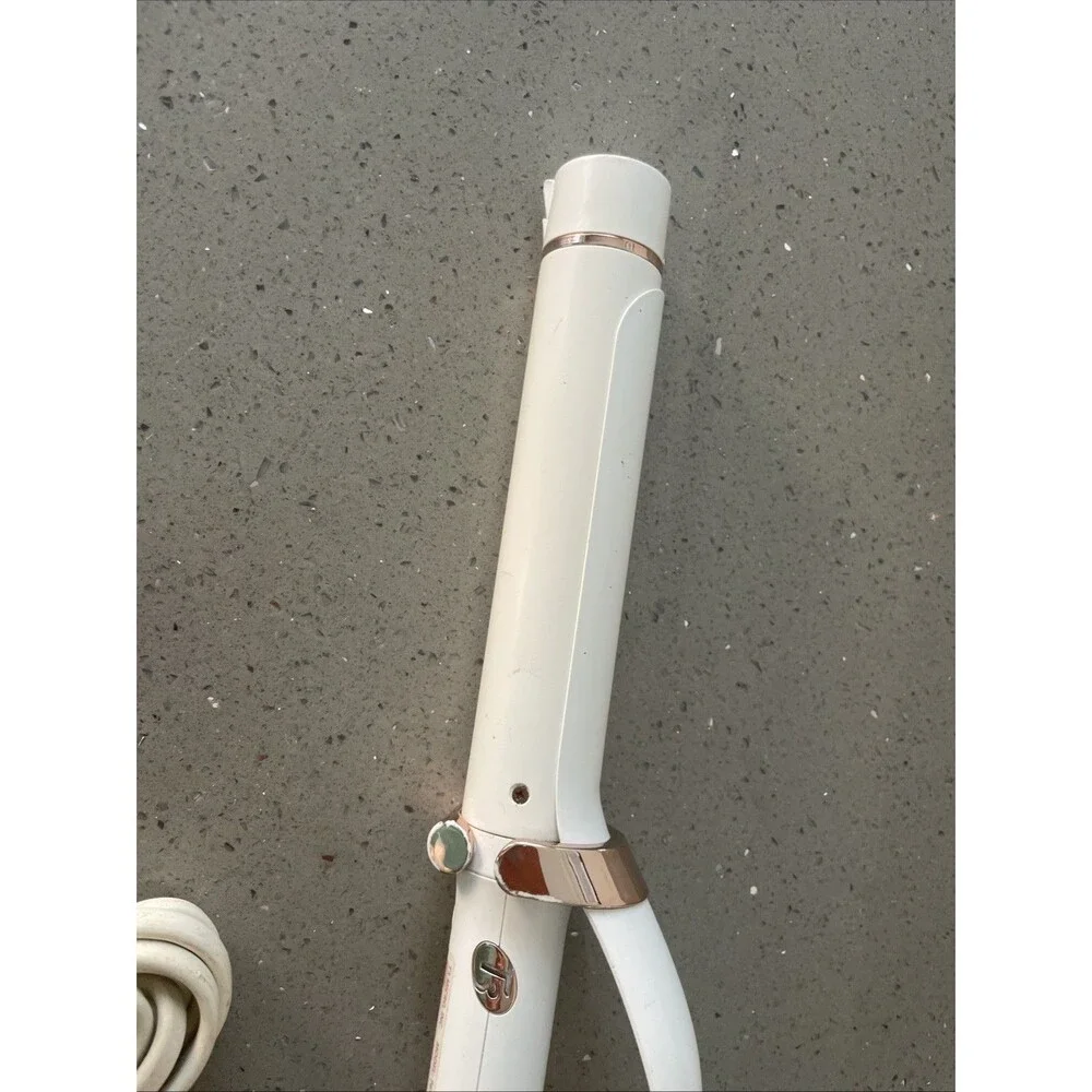 T3 SinglePass Curl 1.25 Inch Professional Curling Iron white rose gold